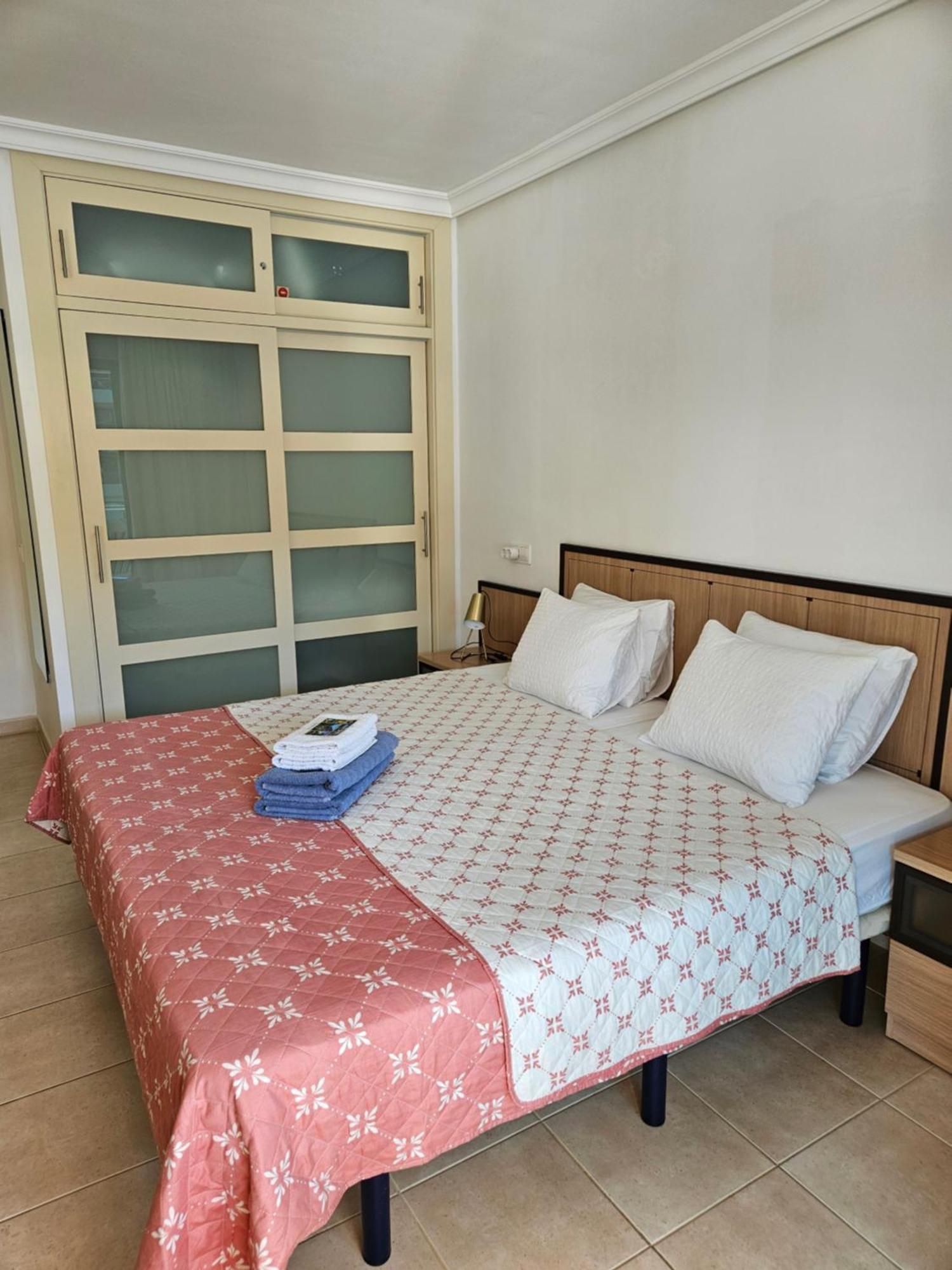 Ocean Breeze Appartement Puerto de Santiago  Buitenkant foto