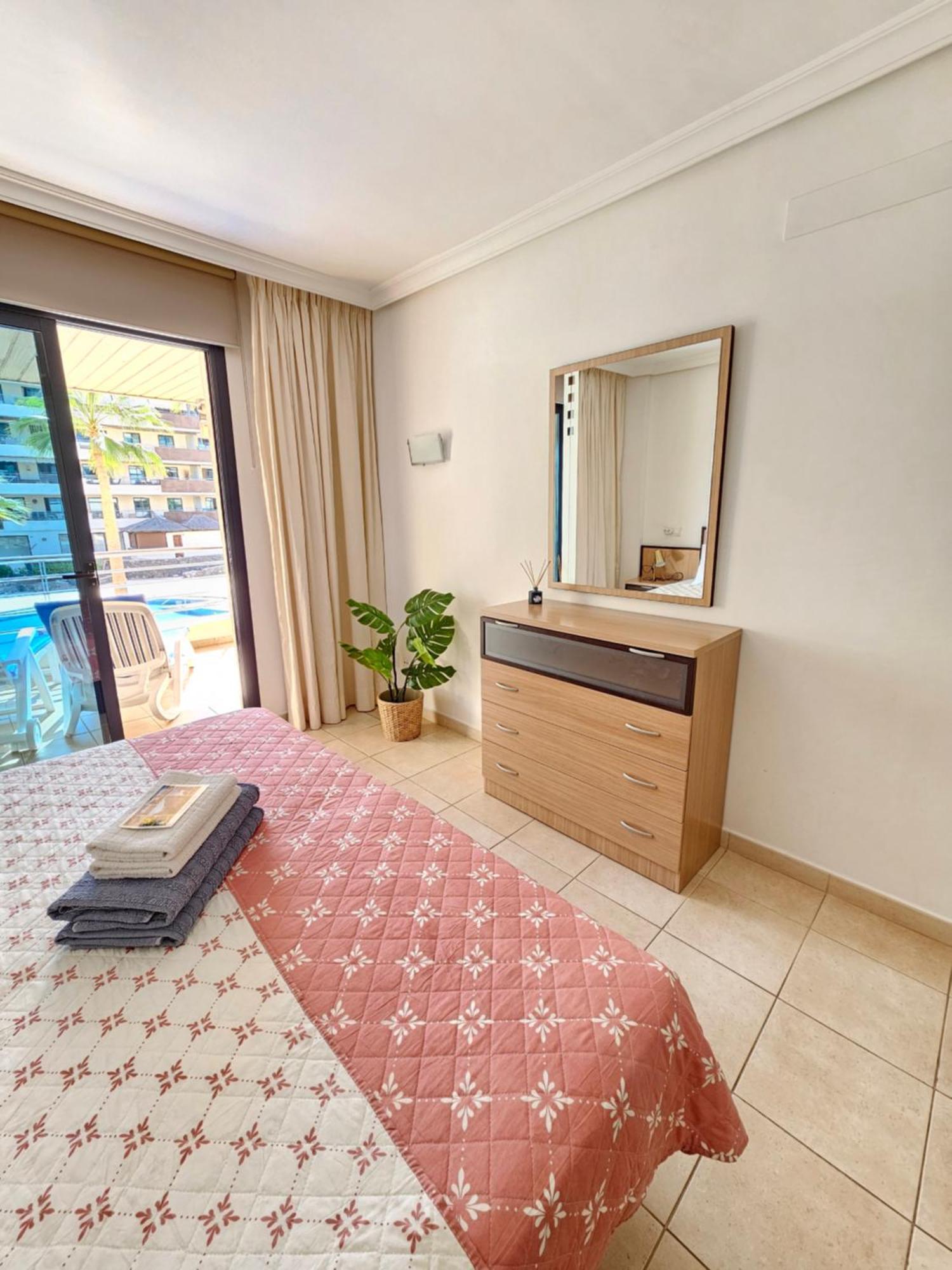 Ocean Breeze Appartement Puerto de Santiago  Buitenkant foto