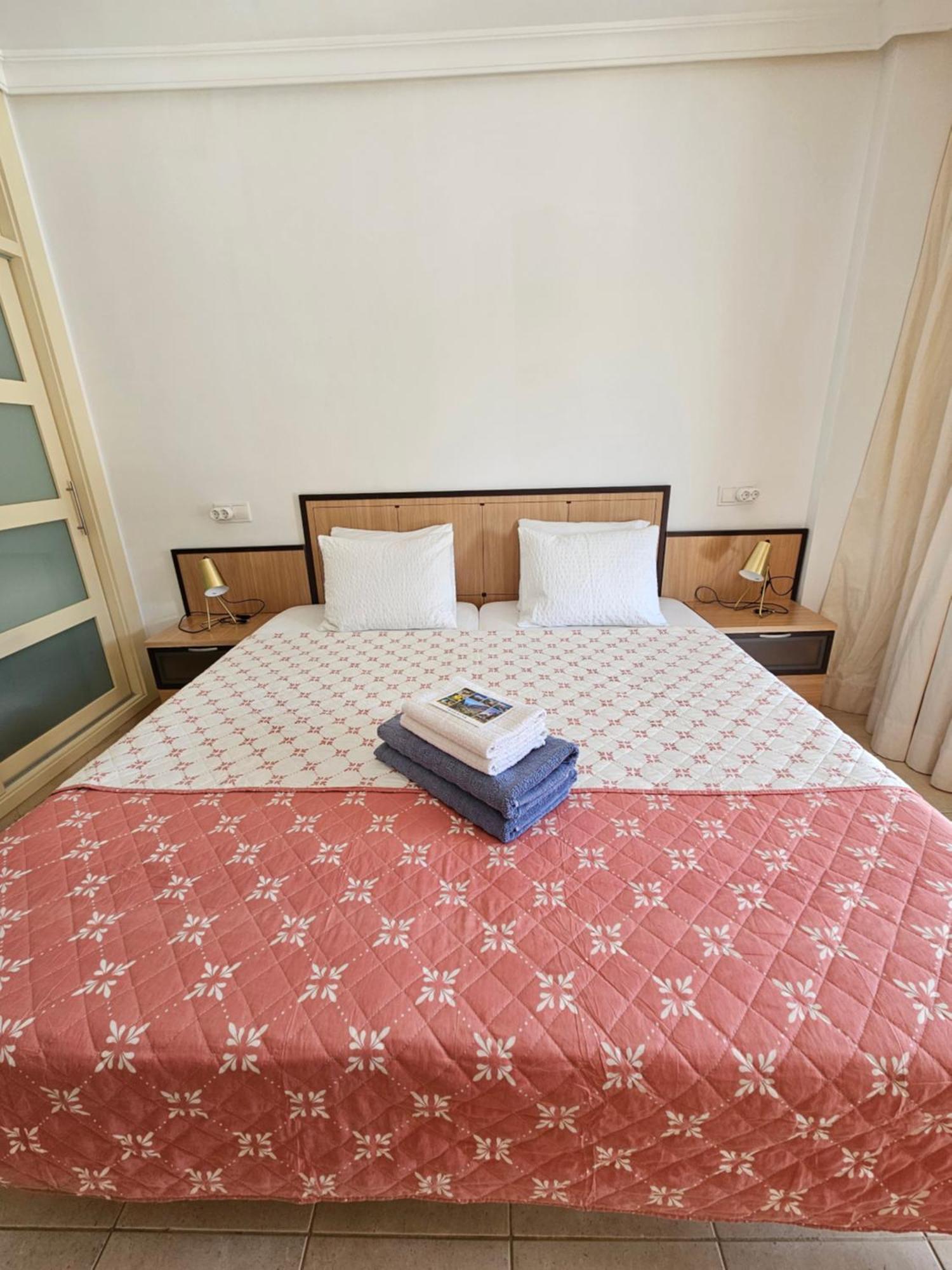 Ocean Breeze Appartement Puerto de Santiago  Buitenkant foto